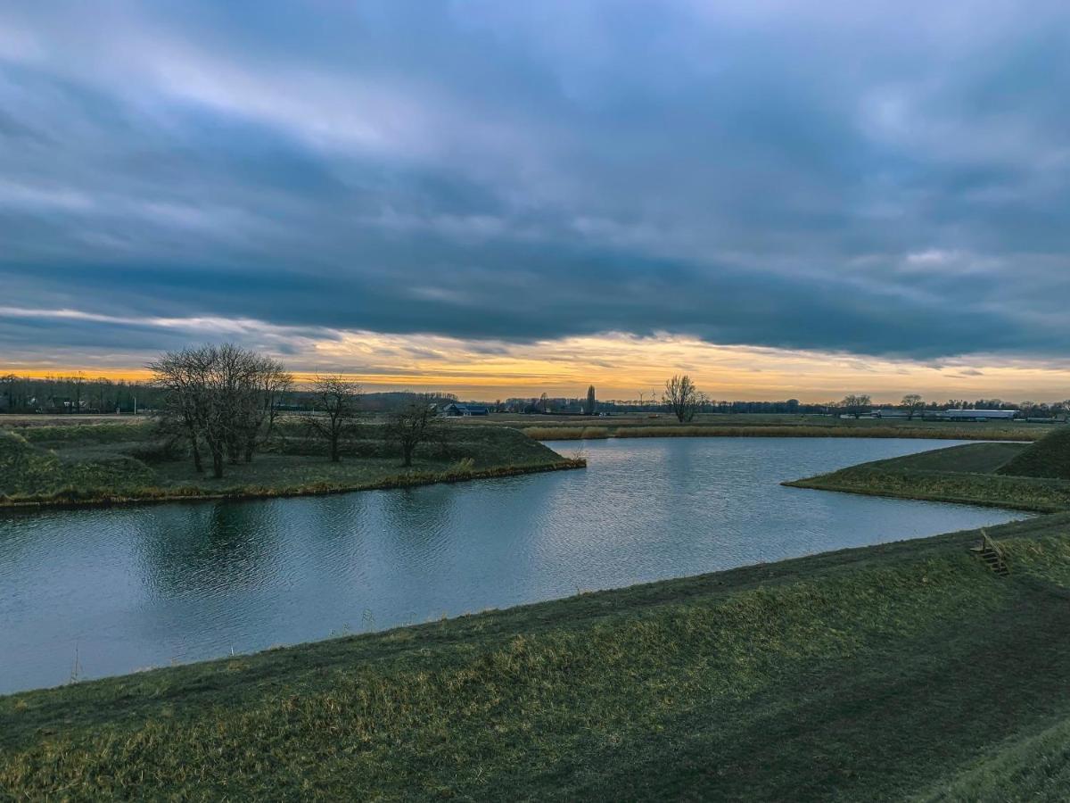 Bnb Onder De Blauwe Hemel Panzió Vlijmen Kültér fotó